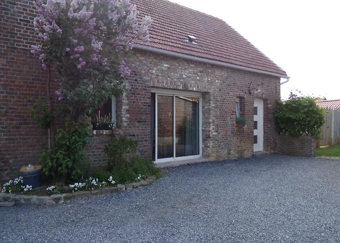 L'acacias Holiday home Hem-Lenglet